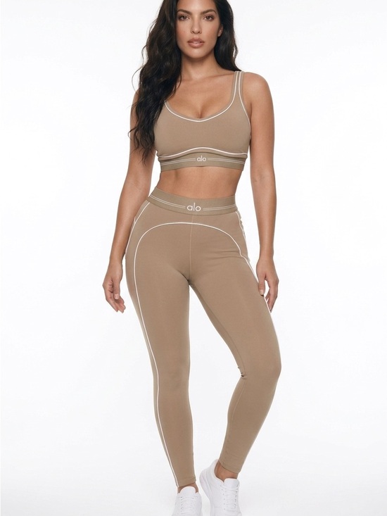 ALO Yoga Pants - ALO Yoga Tan High-Waist Leggings And Sports Bra Set